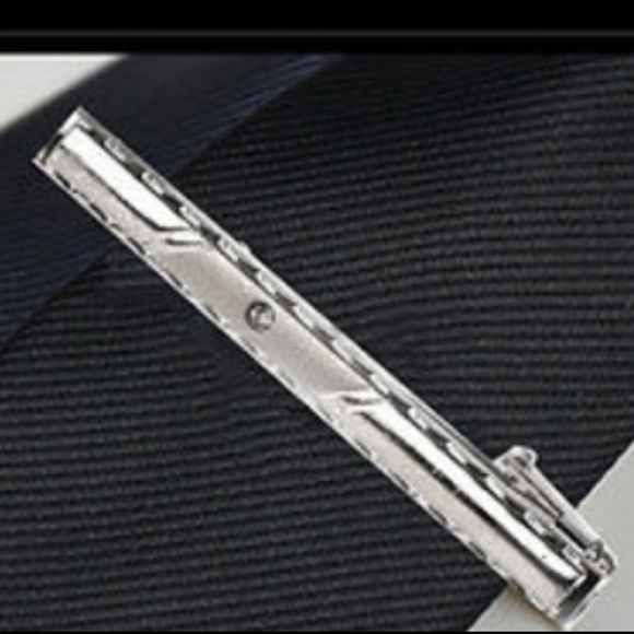 Other - Elegant Silver Crystal French Tie Clip w/Chain